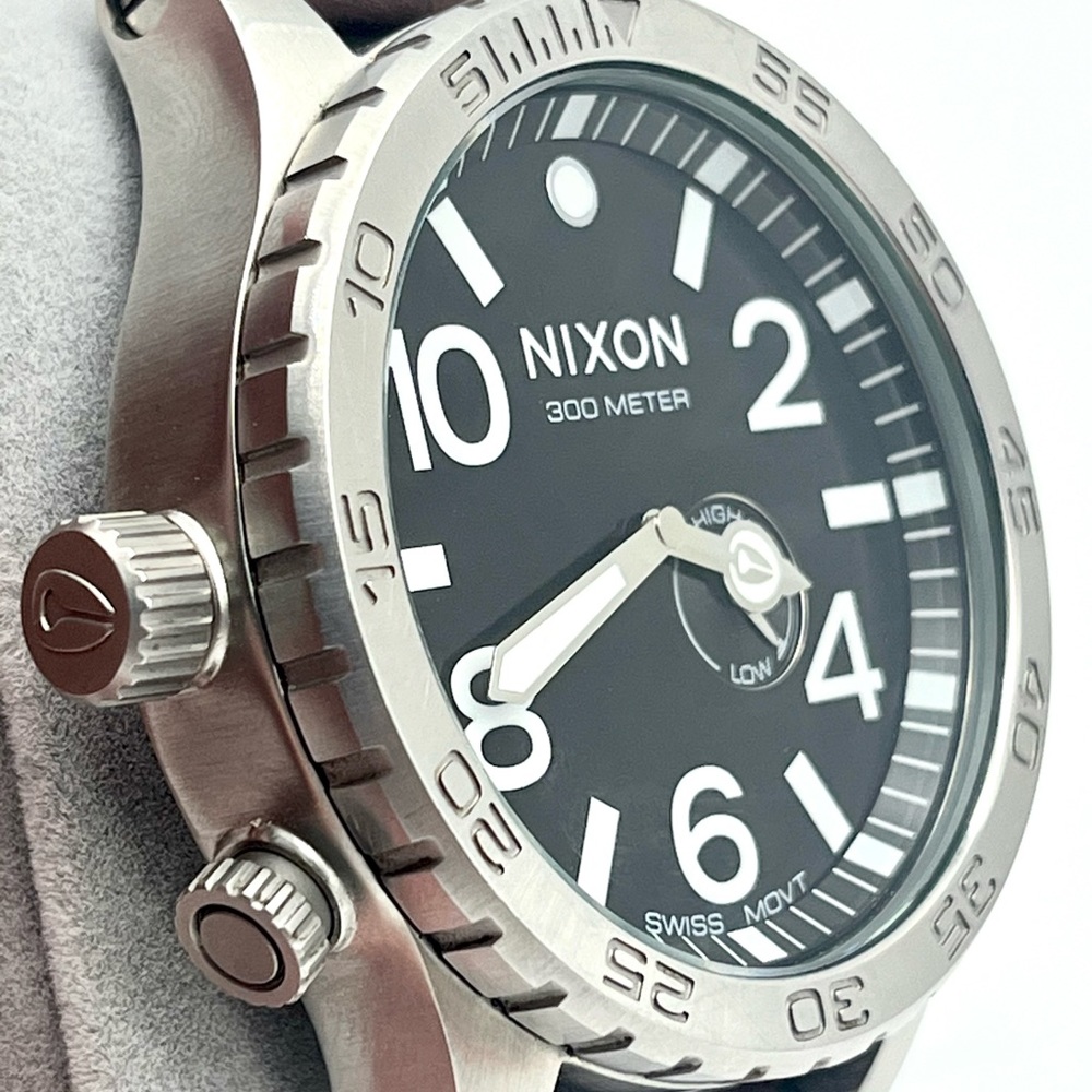 Nixon simplify The 51-30,  Leather band,51mm case, watch for Men’s